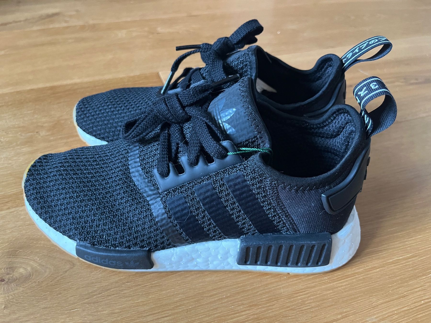 Adidas Scarpe da uomo: adidas NMD R1 - Grösse 37 - NEU !!! – Nuovo (secondo la descrizione) da Zug venduto da JeKo00 5
