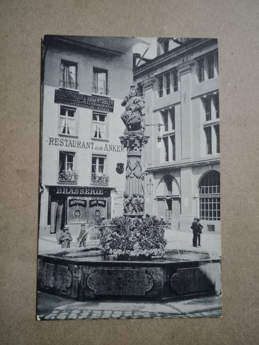 Cartoline postali: AK Bern Restaurant Anker Kindlifresserbrunner – Usato da Küttigen venduto da Melisch1000