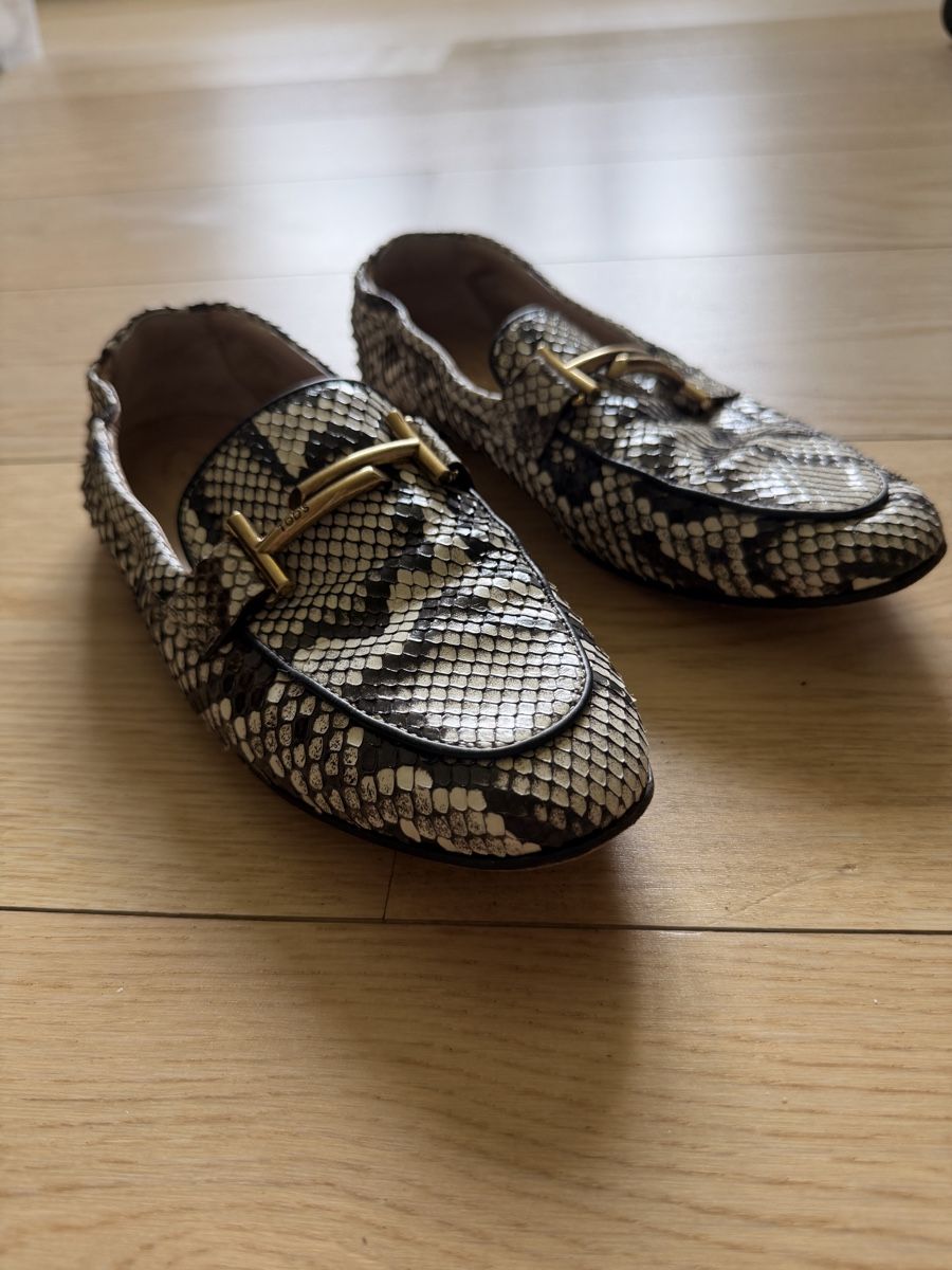 Tod'S Damenschuhe: Tod‘s Loafer – Gebraucht aus Zürich von cha_y9x8