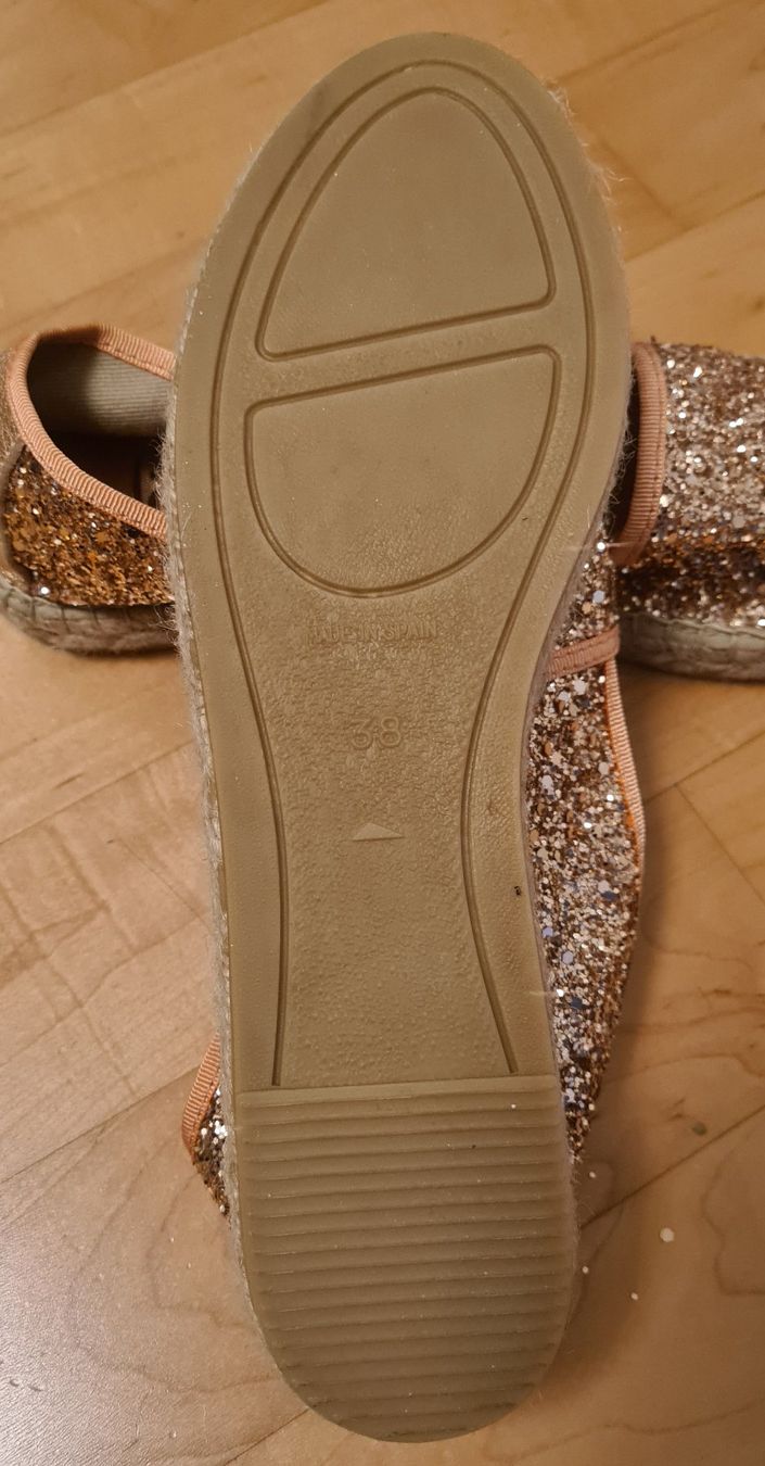 Chaussures femmes: Espadrilles – Neuf (Voir description) à Glattpark(Opfikon) par ejo_m8fr 1