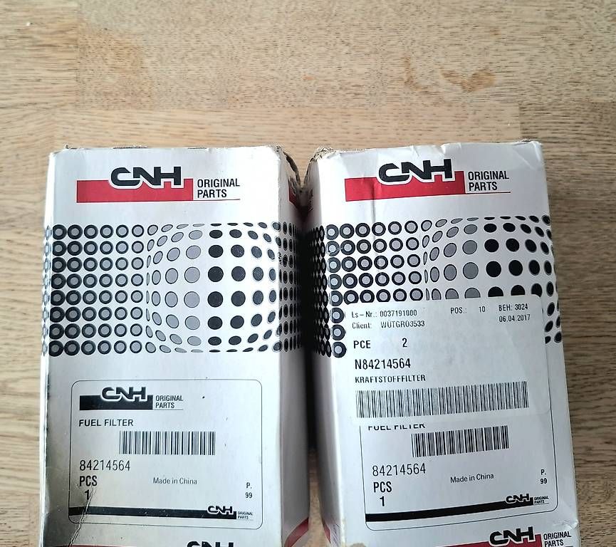Case IH Trattori: 2 × Dieselfilter Case CNH N84214564 – Nuovo e nell'imballaggio originale da Biglen venduto da AAA-DING-DONG 2