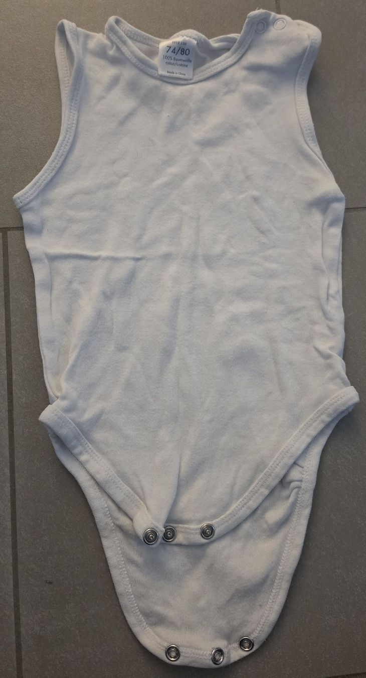 Biancheria intima: 74/80 Body – Usato da Fislisbach venduto da Andreafa