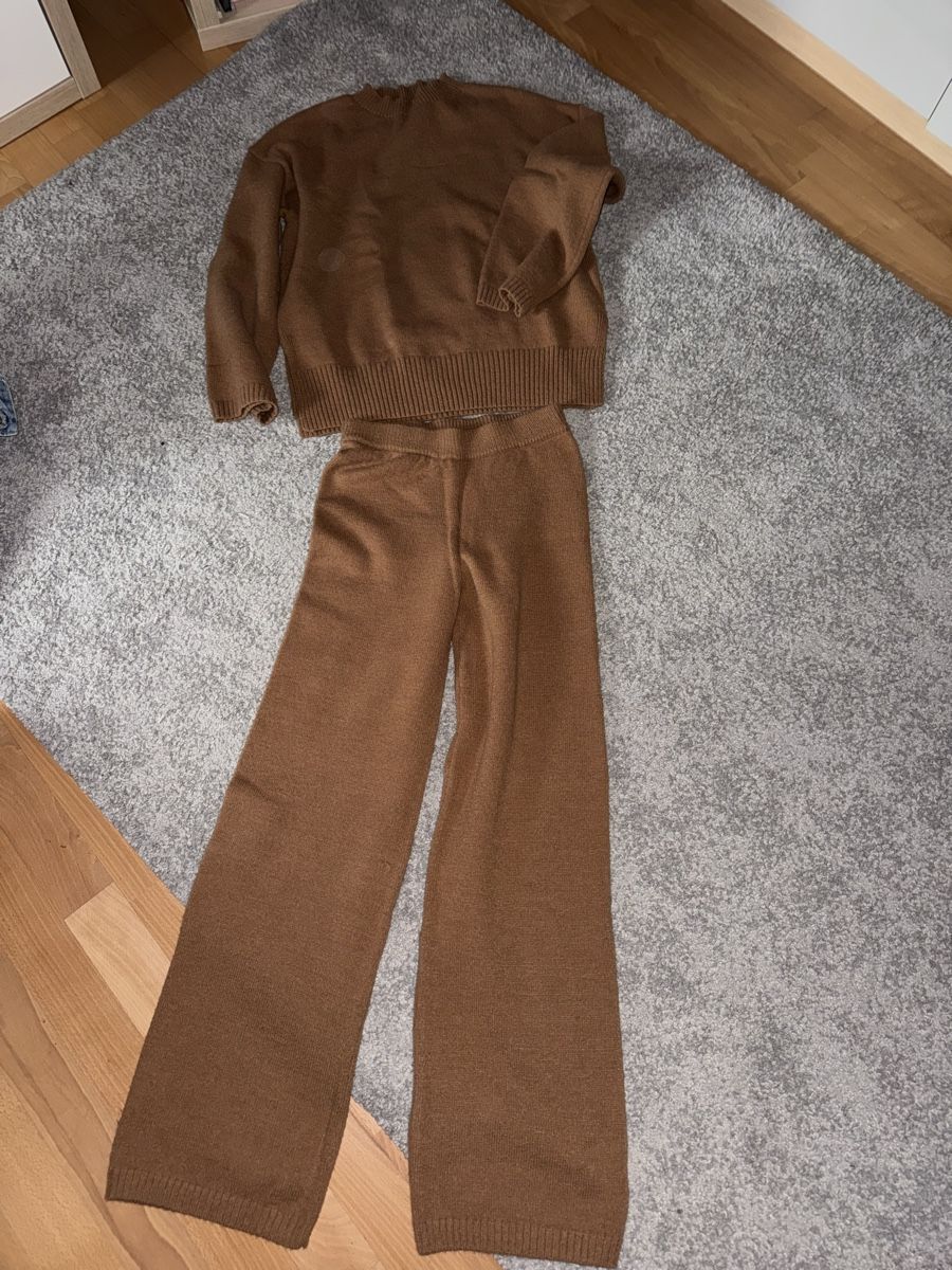 Kleiderpakete: Ensemble beige – Neu (gemäss Beschreibung) aus Fontainemelon von erin.blm 1