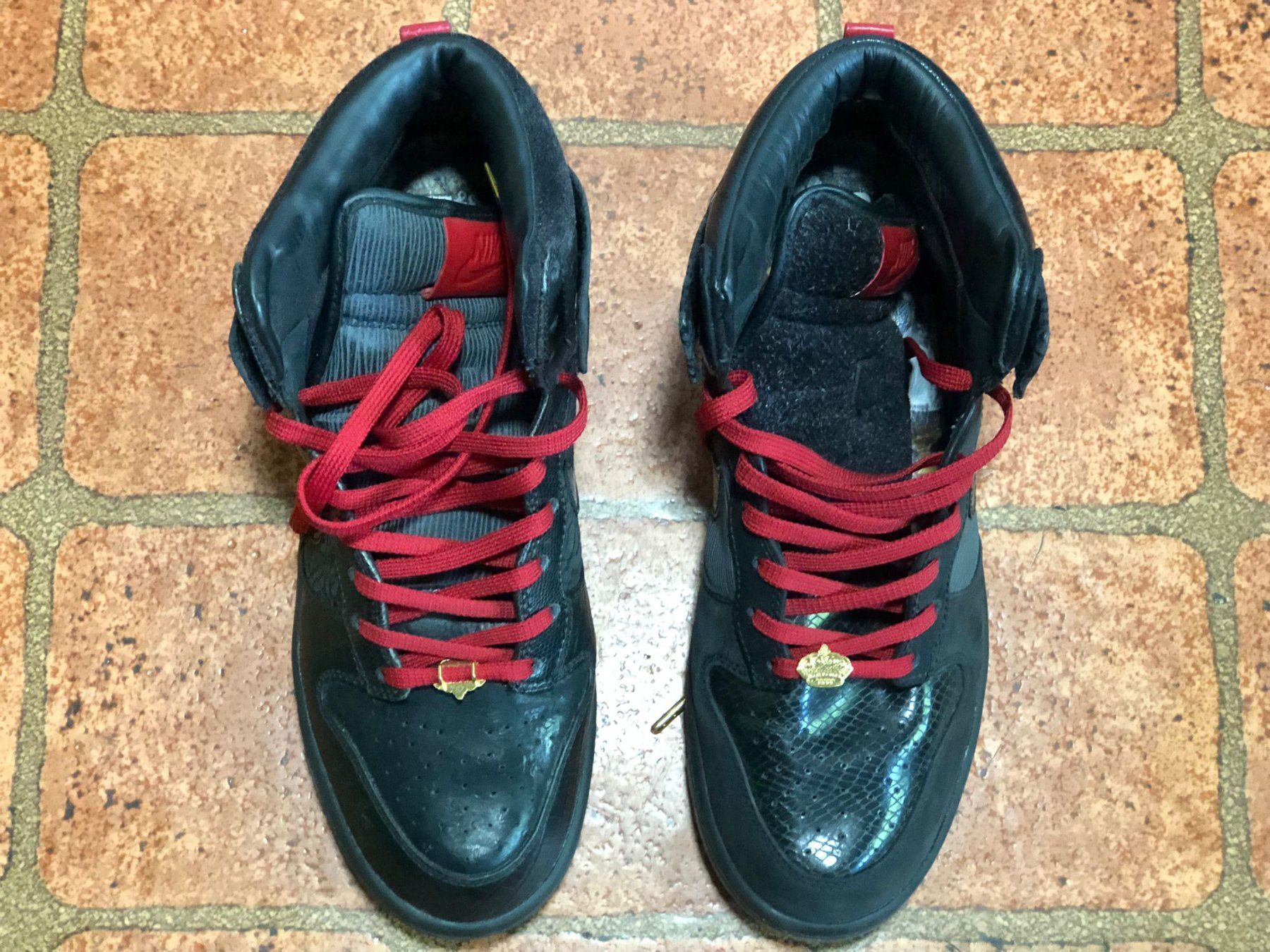 Nike Scarpe da uomo: 2011 Nike dunk high mighty Crown Gr.45/ 11 us Quickstrike – Usato da Zürich venduto da le_souk 2