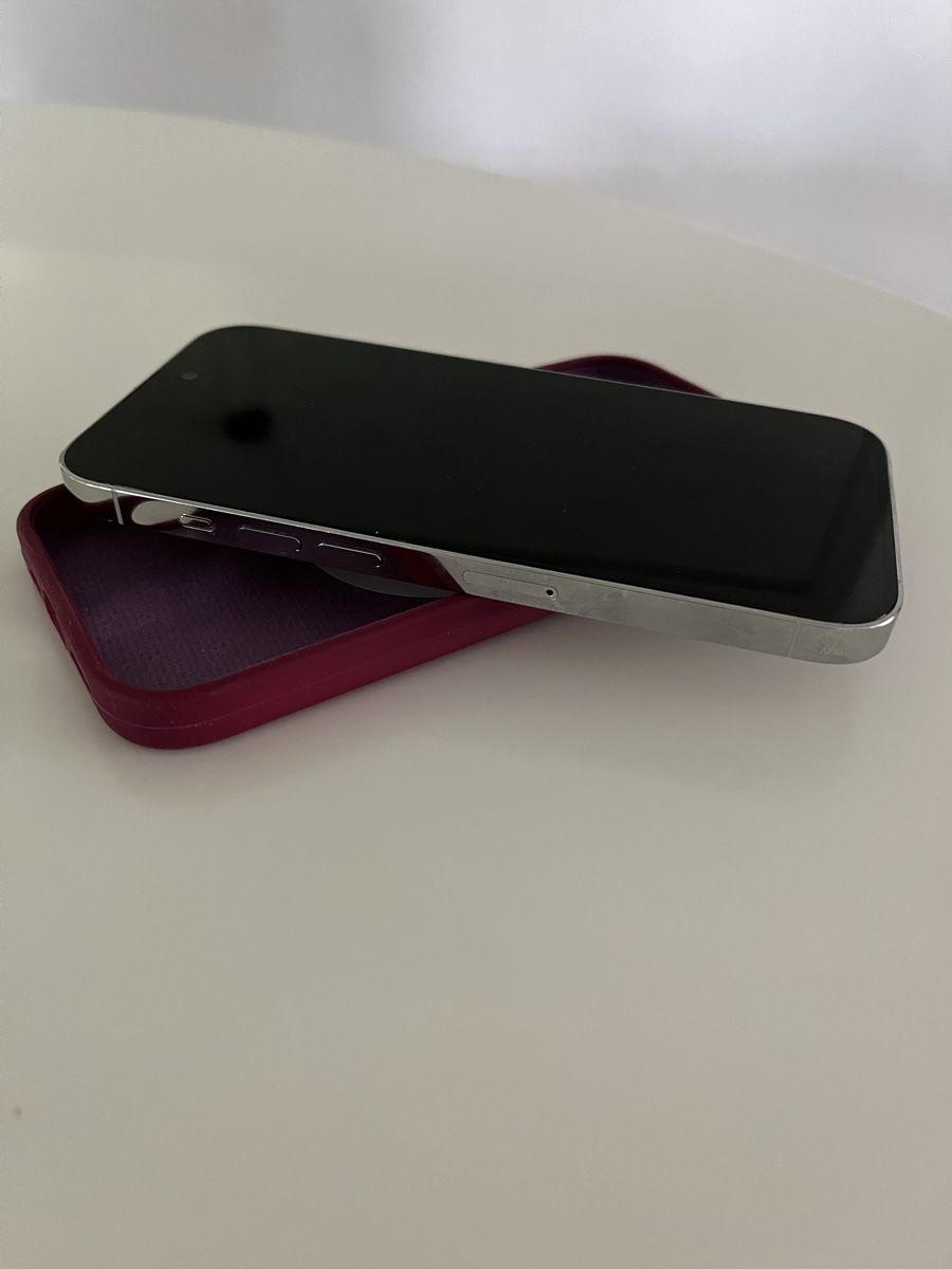 Apple Telefoni cellulari / Smartphones: iPhone 14 Pro – Difettoso da Winterthur venduto da Bambus6 3