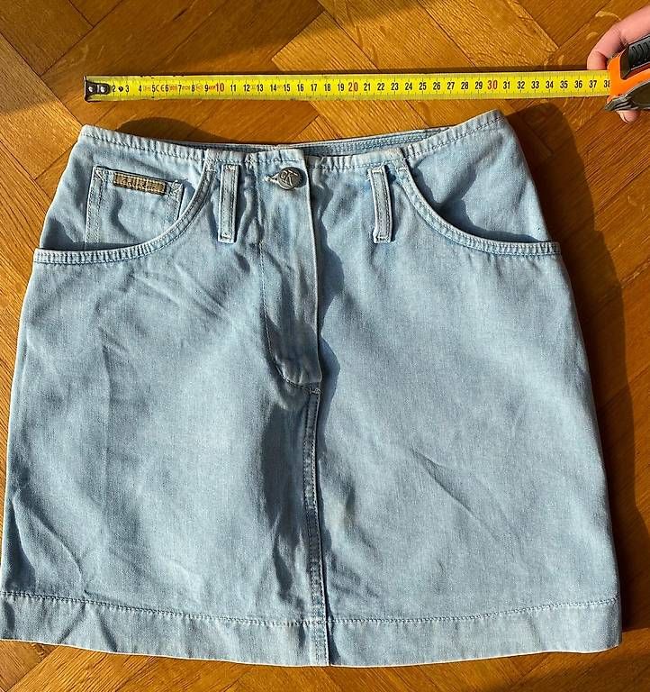 Gonne: Gonna calvin Klein xs – Usato da Balerna venduto da lis_qx6r 2