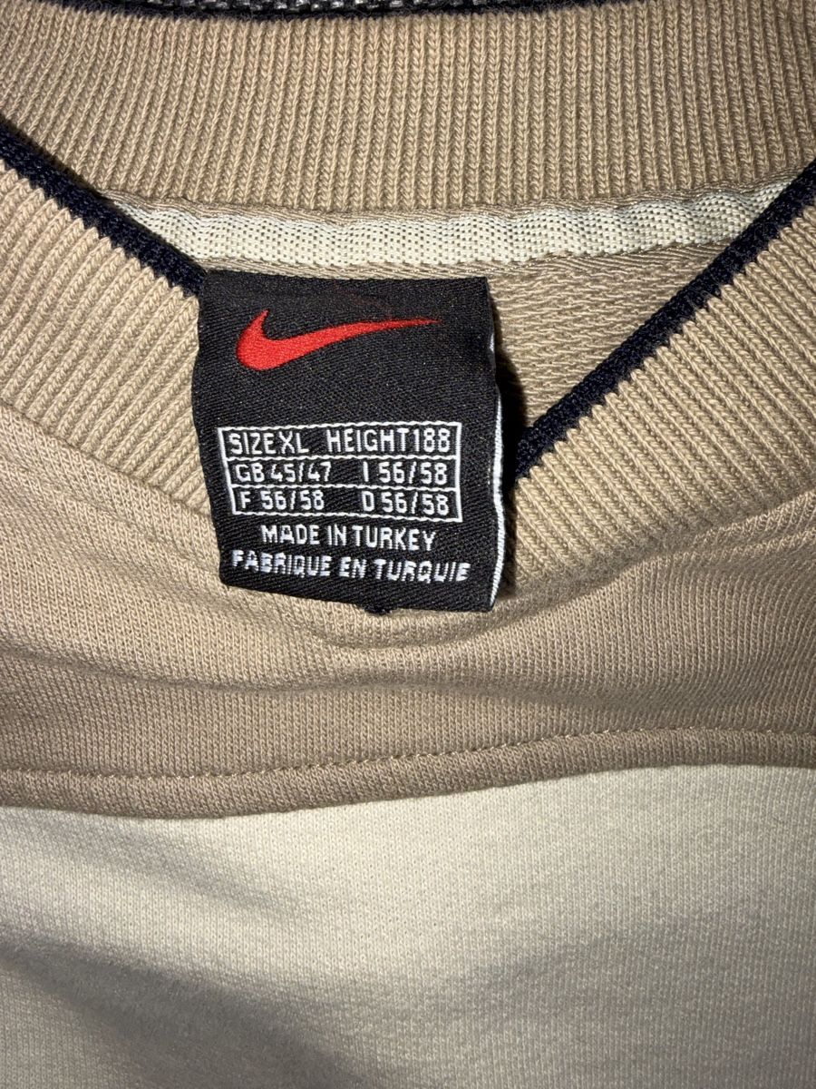 Nike Pulls & Sweat-shirts: Pull Nike XL col V couleur crème/marron – D'occasion à Genève par xamime 5