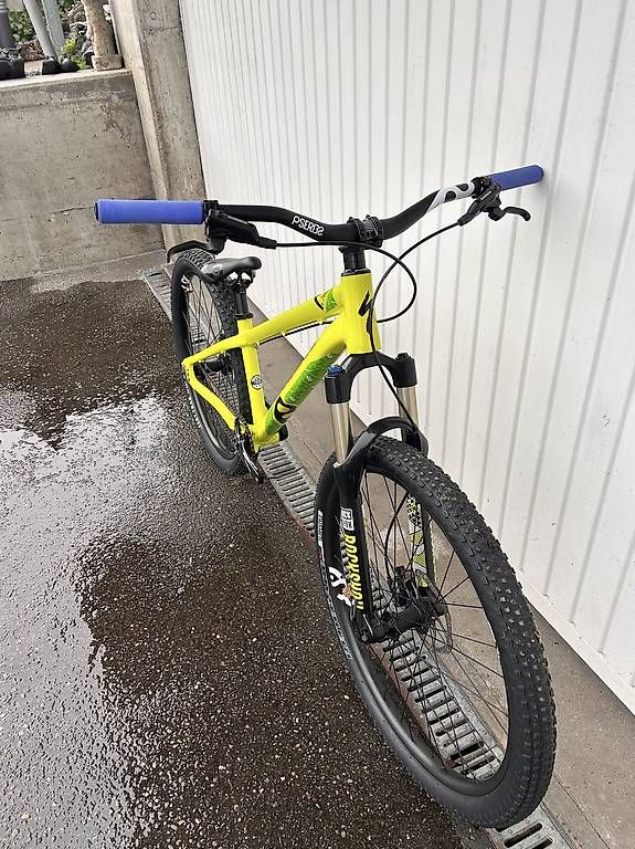 Biciclette: Specialized Dirt Bike  – Usato da Killwangen venduto da fad_zvf9 1