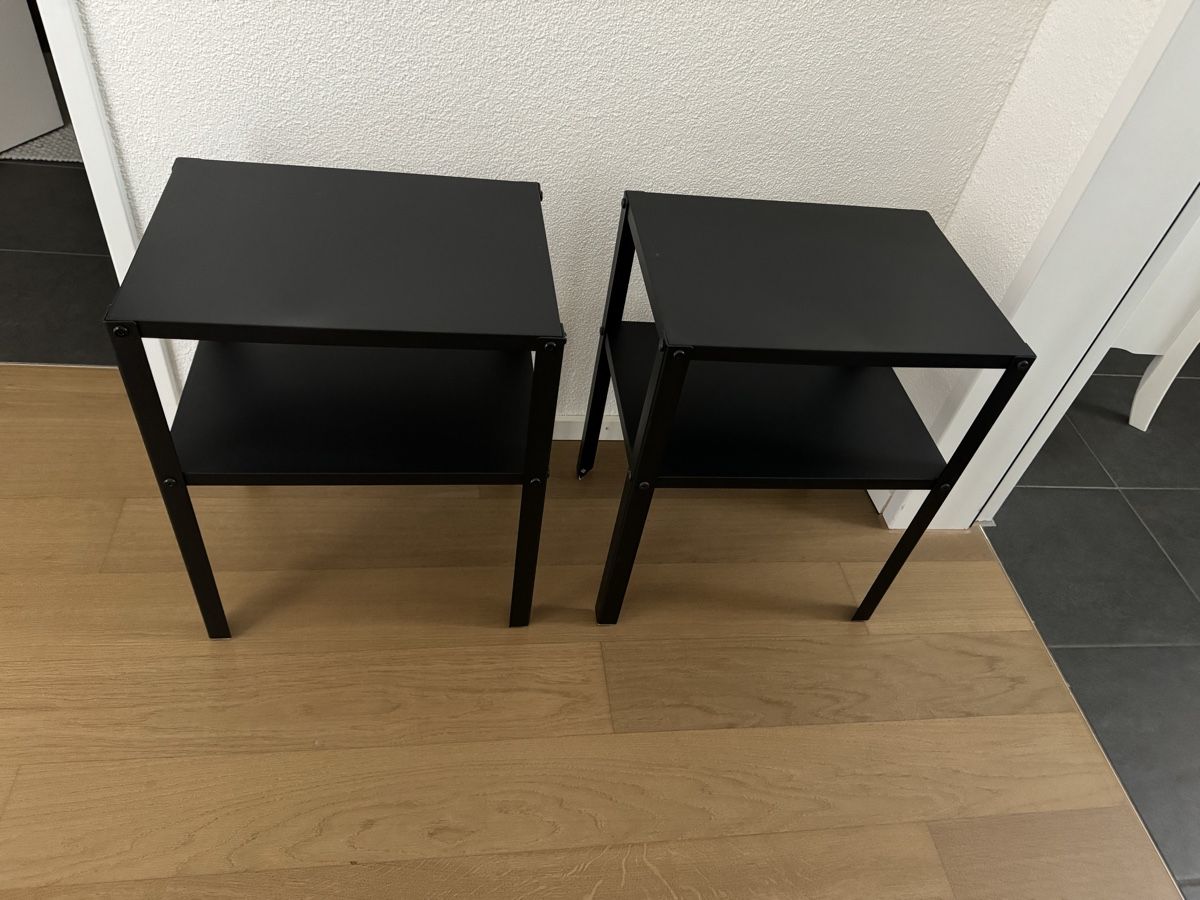 Tables de nuit: 2x Nachttisch – D'occasion à Suhr par sandra2103 2