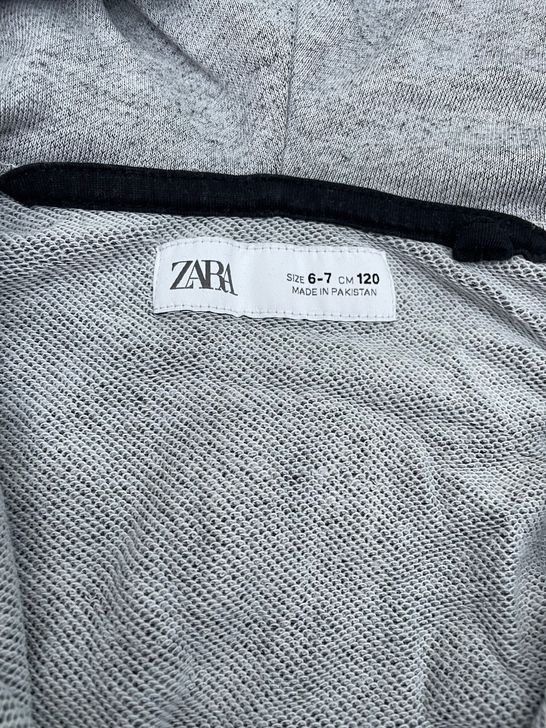 Zara Giacche & Cappotti: Junge Sweatjacke grau Zara 120 – Usato da Bergdietikon venduto da antovale 3