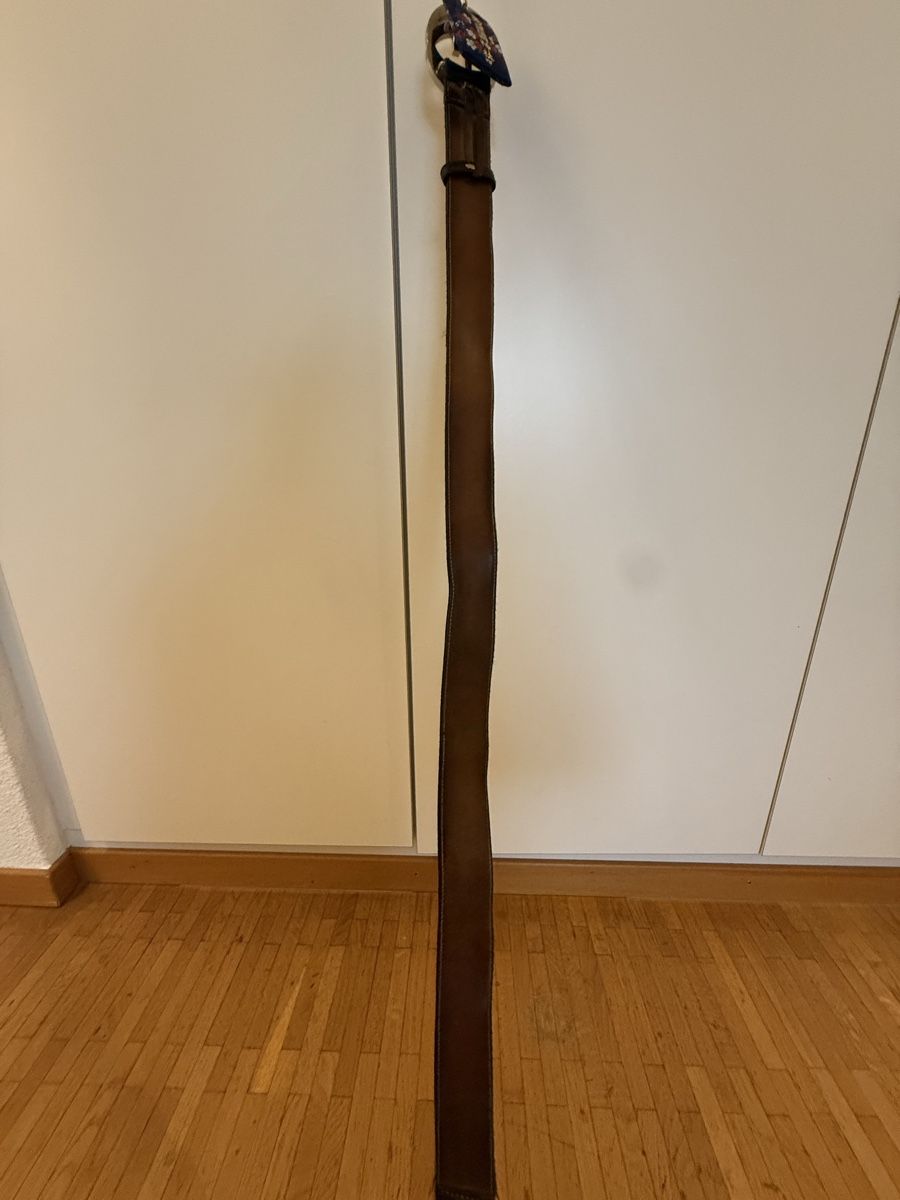 Gucci Cinture: Gucci Gürtel mit silberner Schnalle – Usato da Zürich venduto da kijo01 4
