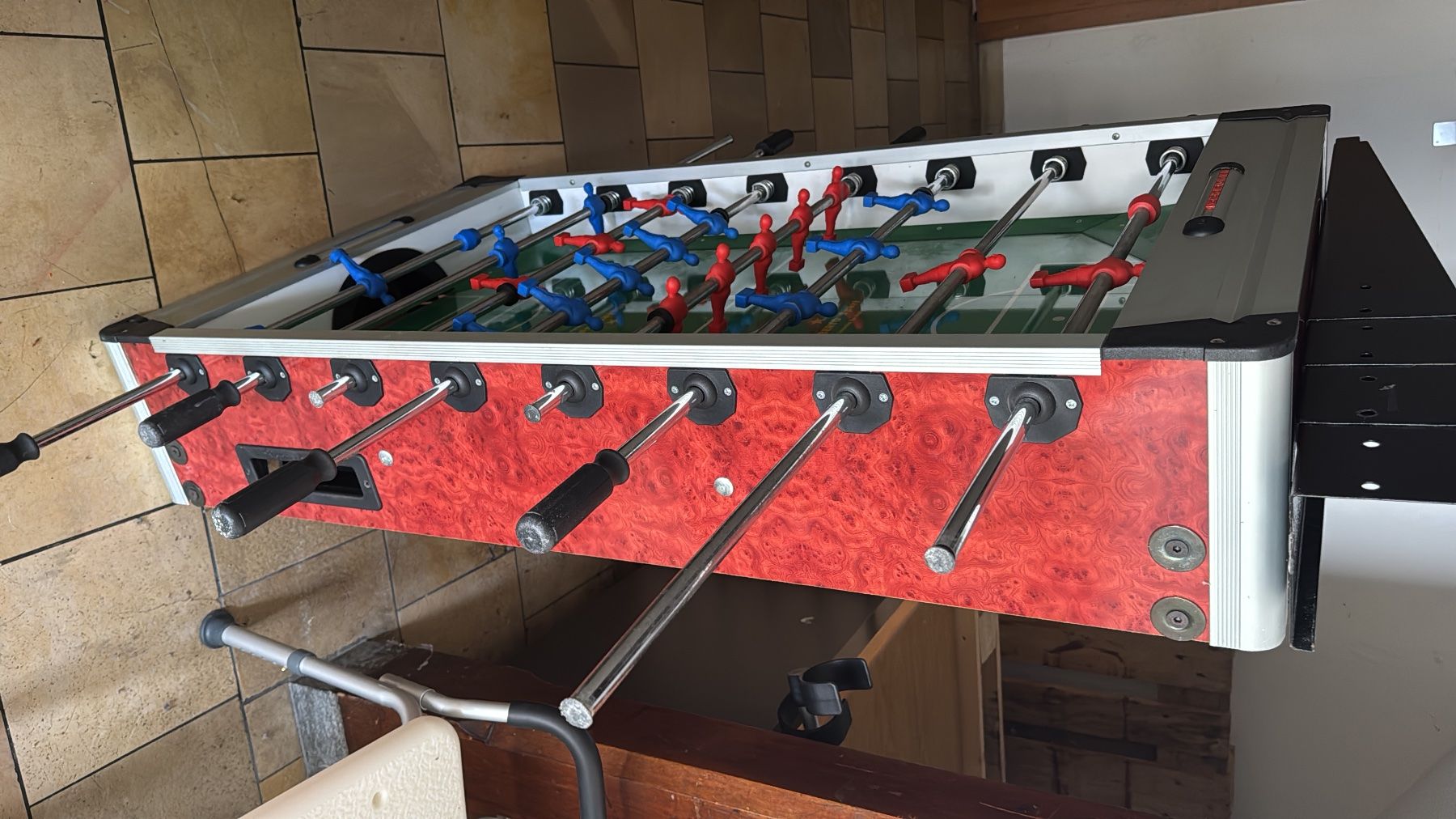 Jeux: Töggelikasten, Tischfussball, Tischkicker – D'occasion à Winterthur par 11aldina 2
