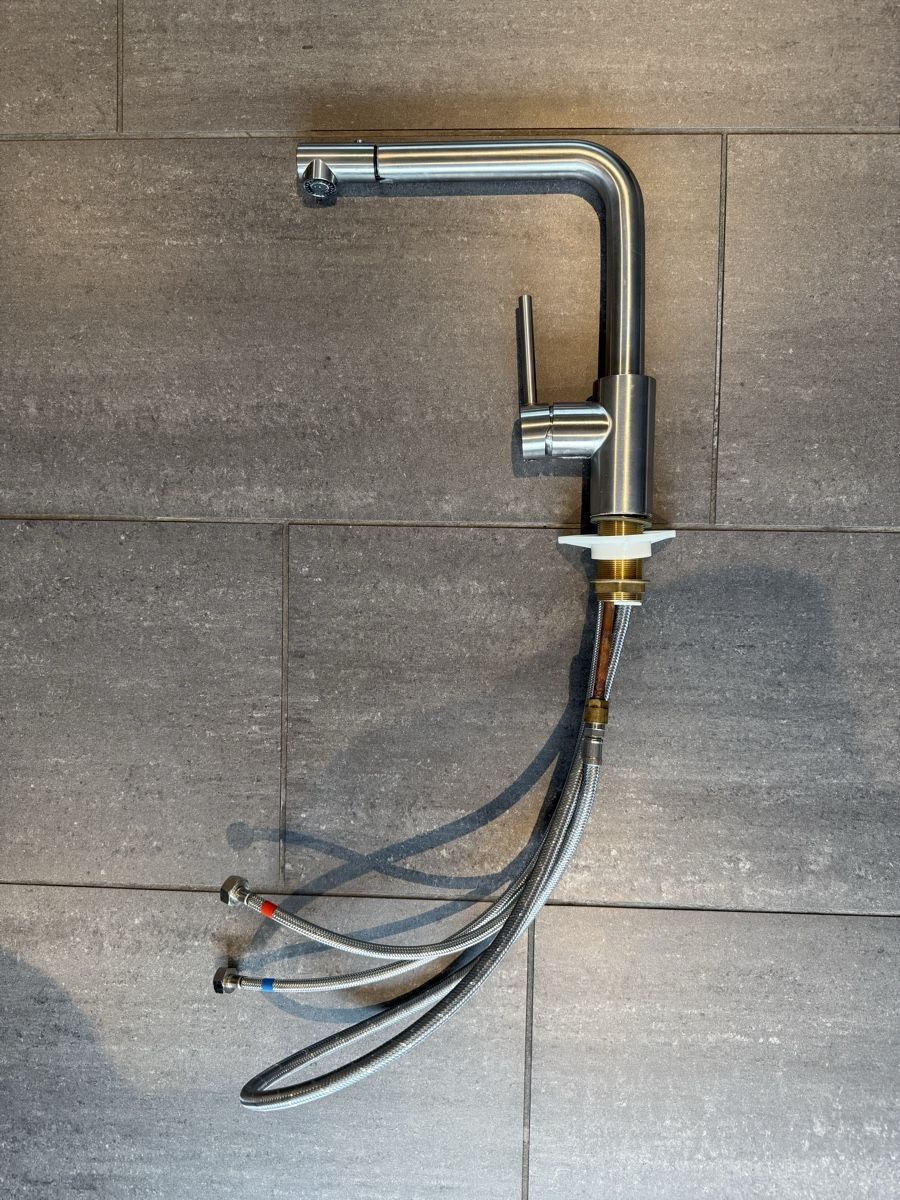 Arwa Rubinetteria: Wasserhahn Arwa Twin Plus – Usato da Frauenfeld venduto da Sn39a