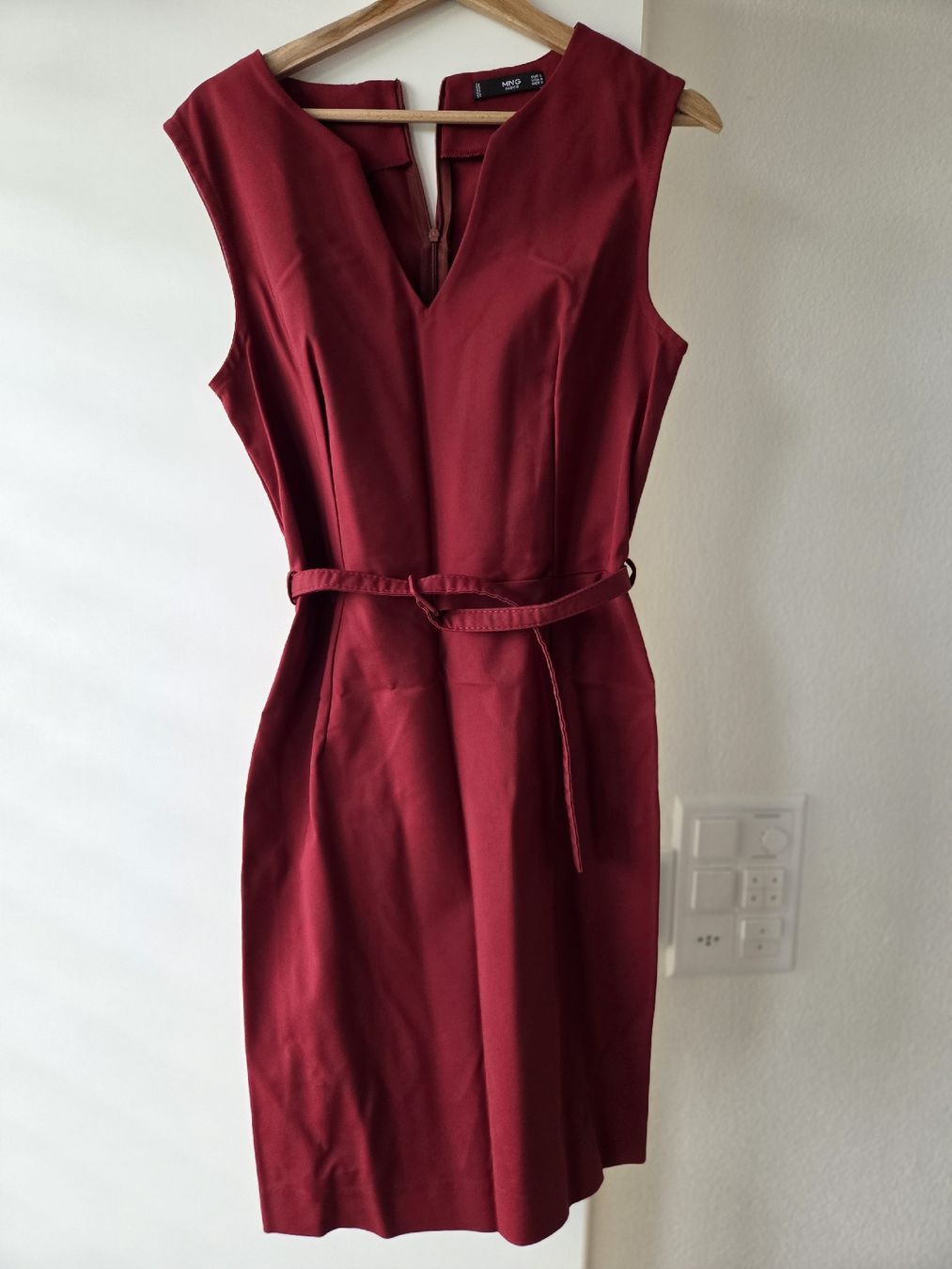 Mango Vestiti: Mango Basics Kleid, Grösse L, bordeauxrot – Usato da Wangen b olten venduto da Bellwalda