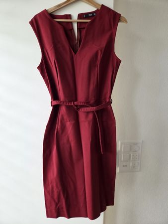 Mango Basics Kleid, Grösse L, bordeauxrot