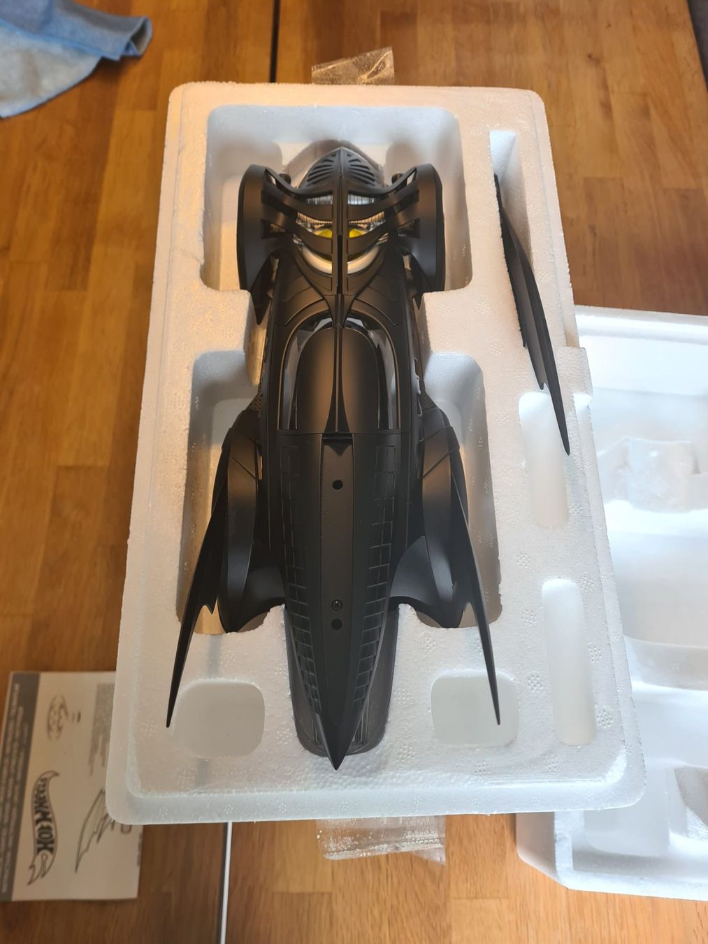 Hot Wheels Modellini d'auto: Hot Wheels Batman Forever Batmobile 1:18 Modellauto – Usato da Gunzgen venduto da 0Aurin0 2
