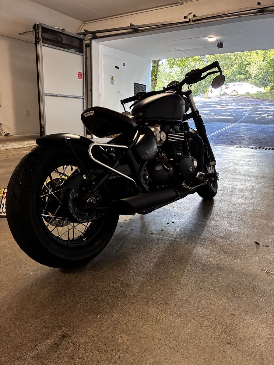 Strada: Triumph Bobber Black 2018 – Nuovo (secondo la descrizione) da MUTTENZ venduto da gfe_bdd9 2