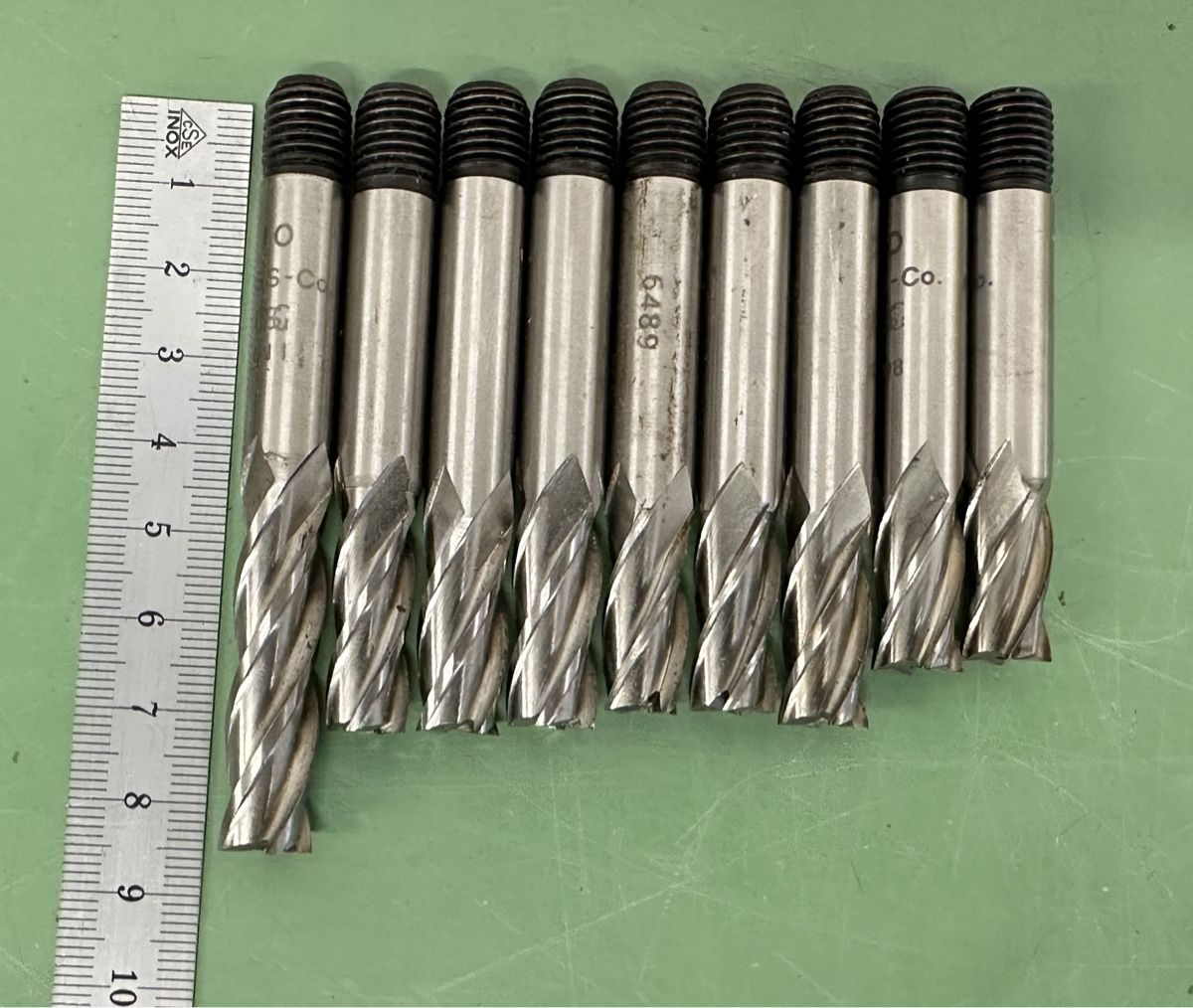 Alle Werkzeuge: 9 pc. 10 mm, End Mills, HSS, Schaftfräser. – Gebraucht aus Aarberg von SNMachines 1