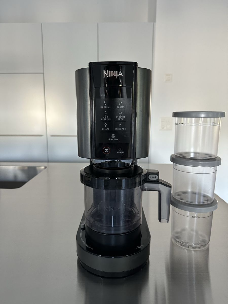 Elettrodomestici da cucina: Ninja CREAMI NC302CH Eiscreme-Maschine – Usato da Lenzburg venduto da Spider77