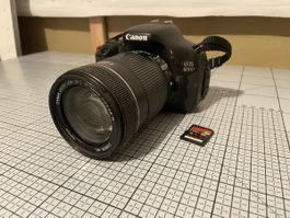 Canon EOS 600D Spiegelreflexkamera mit 18-135mm Objektiv