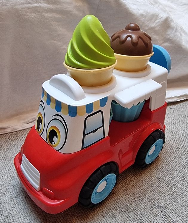 Produktbild von WOW Eiswagen-Aufkleber – Erdbeersauce, Screwball Mit Flockeneisbecher – Deko Für Verkaufswagen