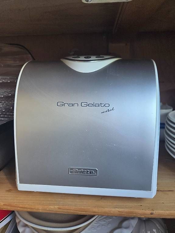 Appareils de cuisine: Eismaschine / Gran Celato – D'occasion à Höri par fab_w7p5