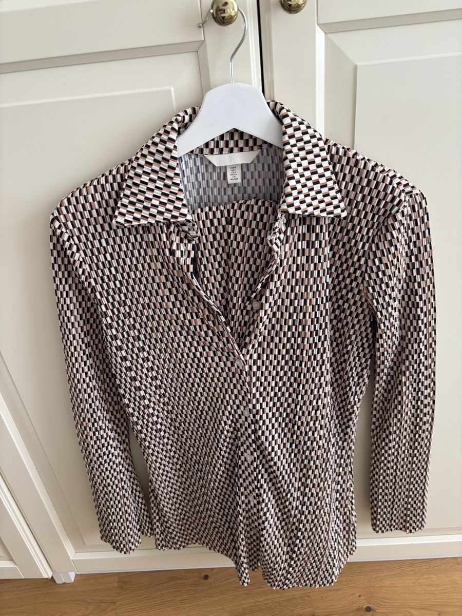 H&M Lotti di vestiti: Set Shirt & Pants NP: 90.- – Nuovo (secondo la descrizione) da Horgen venduto da len_qjz9 4