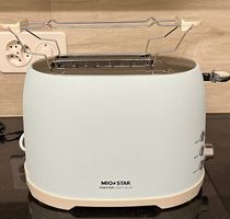 Toaster light blue