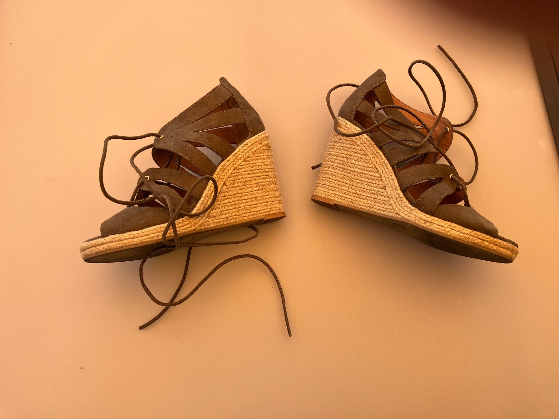 H&M Scarpe da donna: Sandales compensées H&M T39 été lacées – Usato da Chavannes-des-Bois venduto da mai_pfq6 2