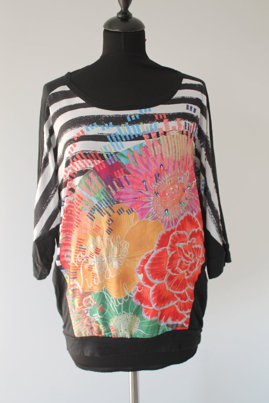 Desigual Tuniche: Tunique DESIGUAL taille L – Usato da Chez-le-Bart venduto da jasse