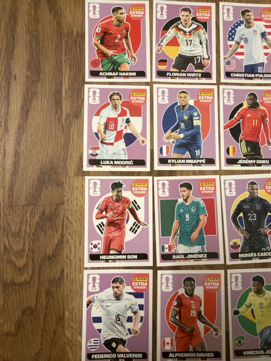 Panini Cartes à collectionner: 17 Extra Sticker violett panini 2026 – Neuf (Voir description) à Basel par samuelfr 1