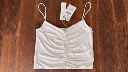 Zara crème Sommer Top Gr.S neu mit Etikett
