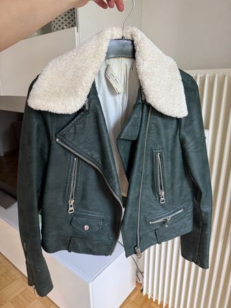 Zara Jacke mit Kunstfellkragen, Gr. M, Grün