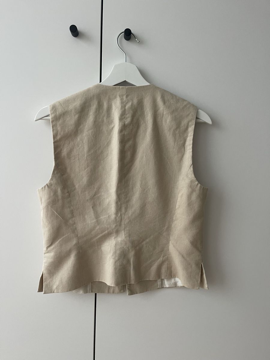 Zara Gilets & Westen: Gilet mit kleinen Maschen – Gebraucht aus Zürich von chouette1702 1
