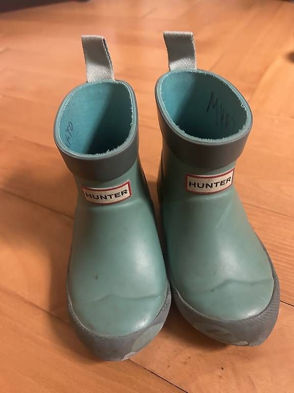 Hunter Scarpe da uomo: Hunter Kleinkind Gummistiefel – Usato da Zürich venduto da car_z6vm