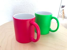 NEUE Tassen Neon Pink Grün Lime 2 Stk.