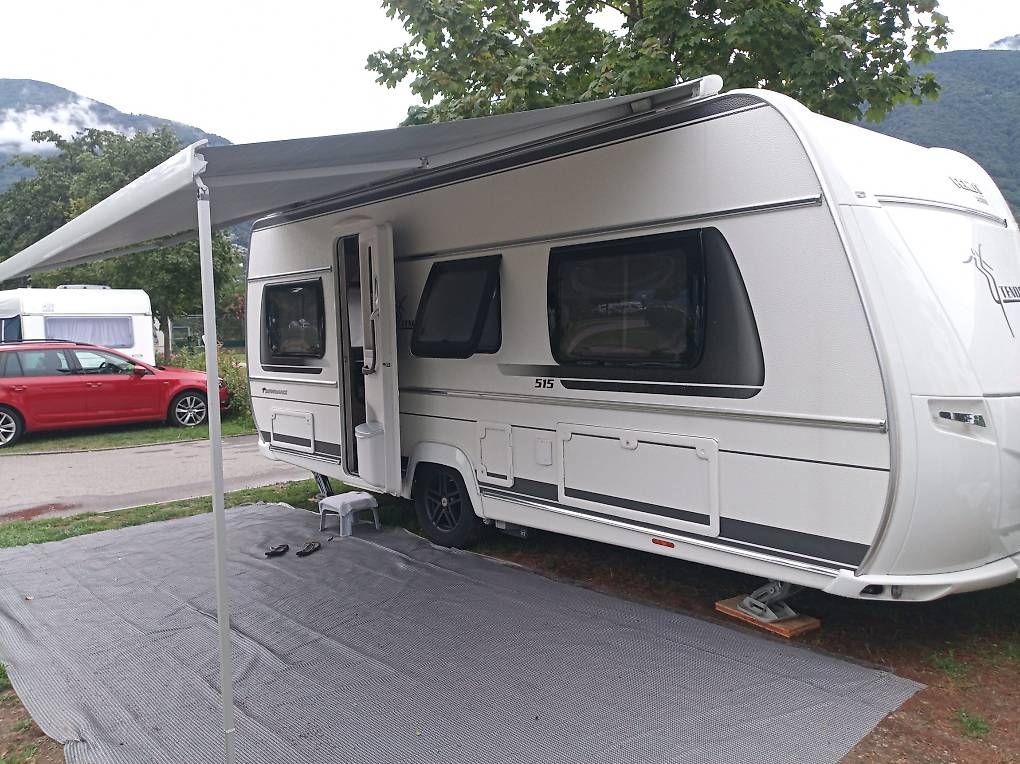 Fendt Camping Fahrzeuge: Fendt 515 Tendenza Perfomance – Gebraucht aus Messen von Wood-Shop