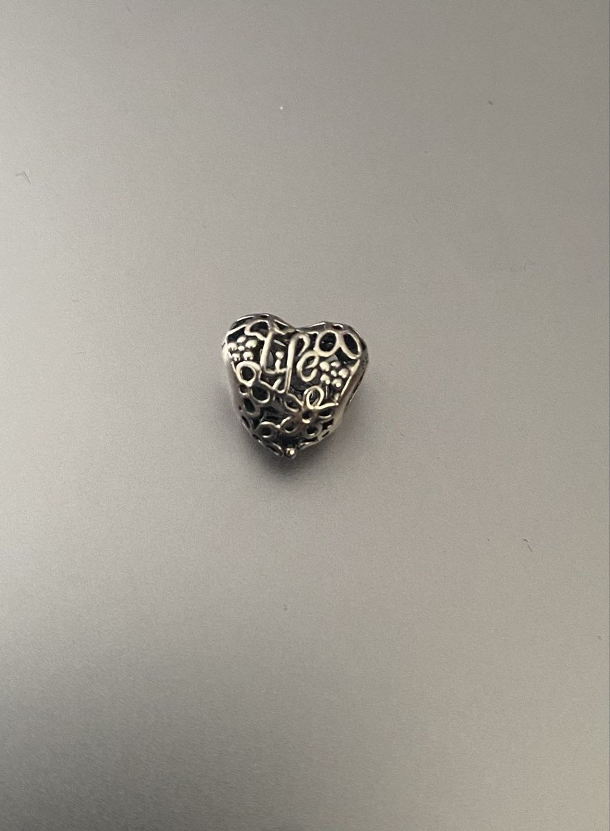 Pandora Anhänger: Pandora Charm Herz Love Life – Gebraucht aus Muri AG von sonneblueme10 1