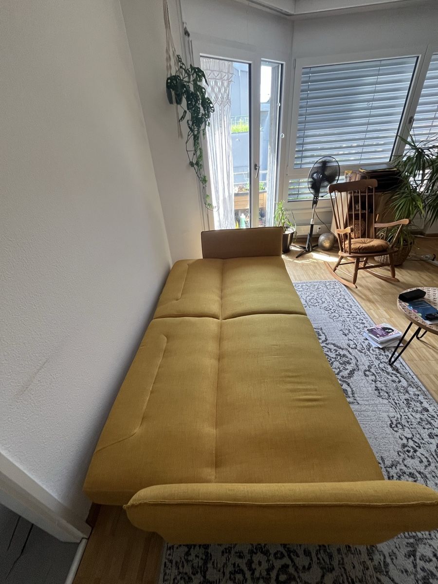 Divani: Modern yellow sofa bed for sale – Usato da Basel venduto da LaDena 4