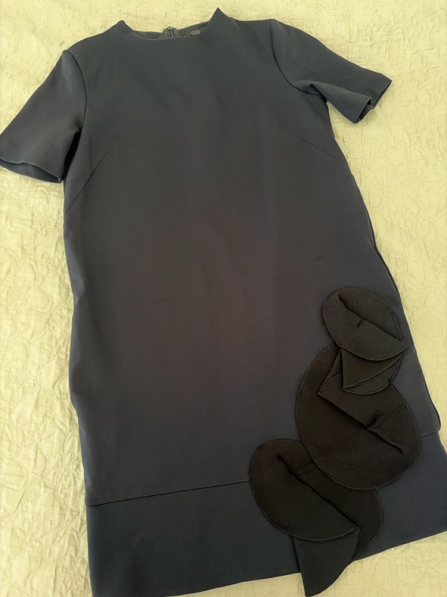 Cos Robes: Cos Dress – Neuf (Voir description) à Wallisellen par Chatswood_8hwh