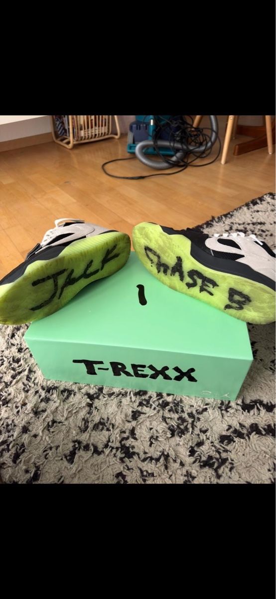Jordan Scarpe da uomo: Nike Jordan Jumpman Jack Travis Scott x Chase B  – Usato da Zürich venduto da Tyksa 1