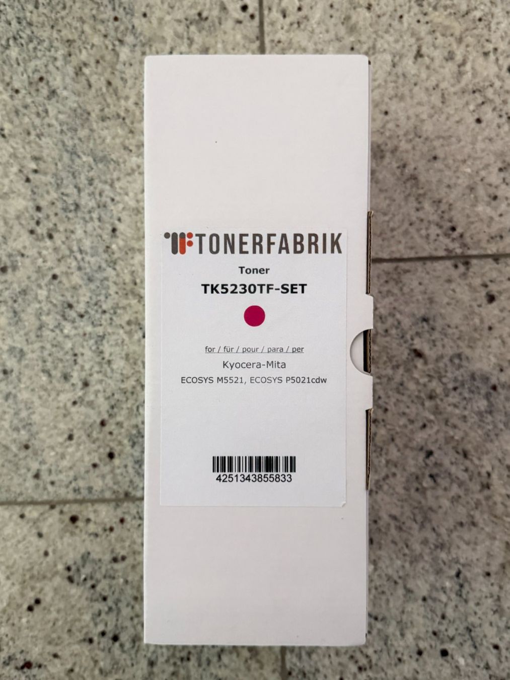 Kyocera Cartucce per stampanti & toner: Kyocera TK-5230 Toner MAGENTA – Nuovo e nell'imballaggio originale da Lauerz venduto da Pschilt3