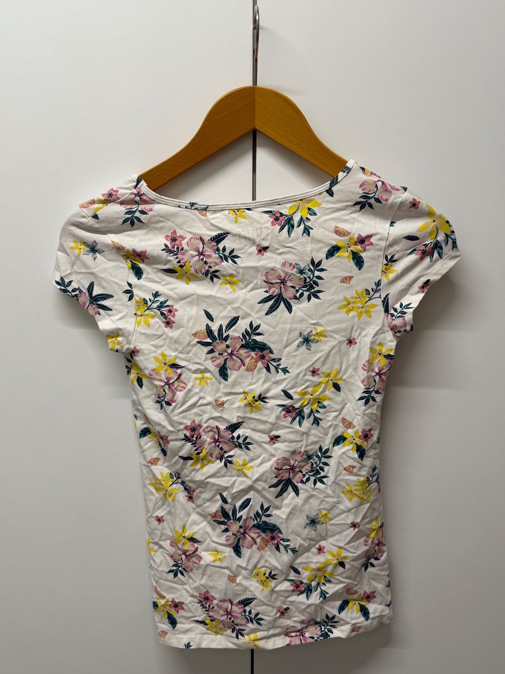 C&A T-shirt: T-Shirt Clockhouse Basics, Gr. M, Blumenmuster, Top! – Nuovo (secondo la descrizione) da Zürich venduto da Cleo234 2