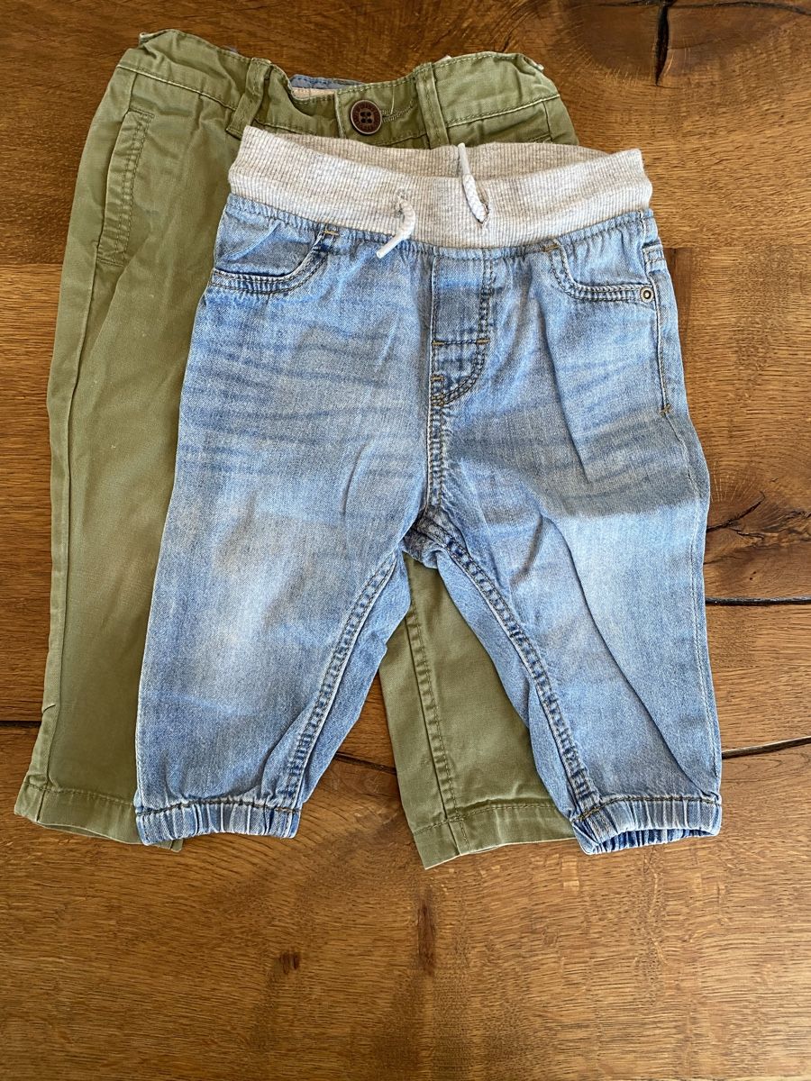 H&M Lotti di vestiti: Hosen Set Gr. 74 – Usato da Urdorf venduto da Tjara65