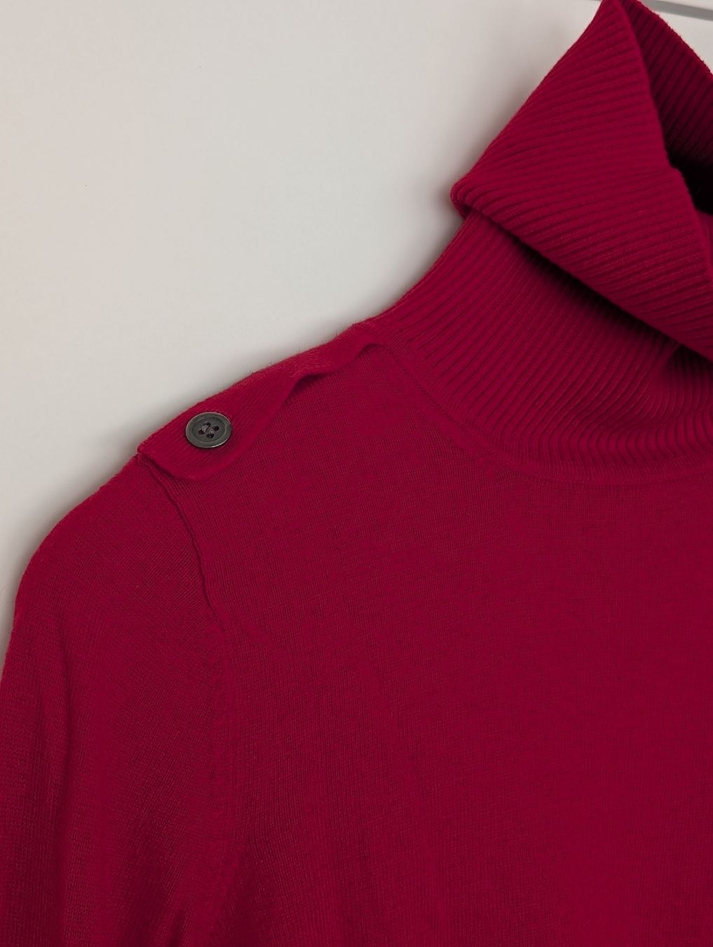 Mango Maglioni & Felpe: Mango Rollkragenpullover, Rot, Grösse M (mit L angeschrieben – Usato da Basel venduto da an_v7yj 5