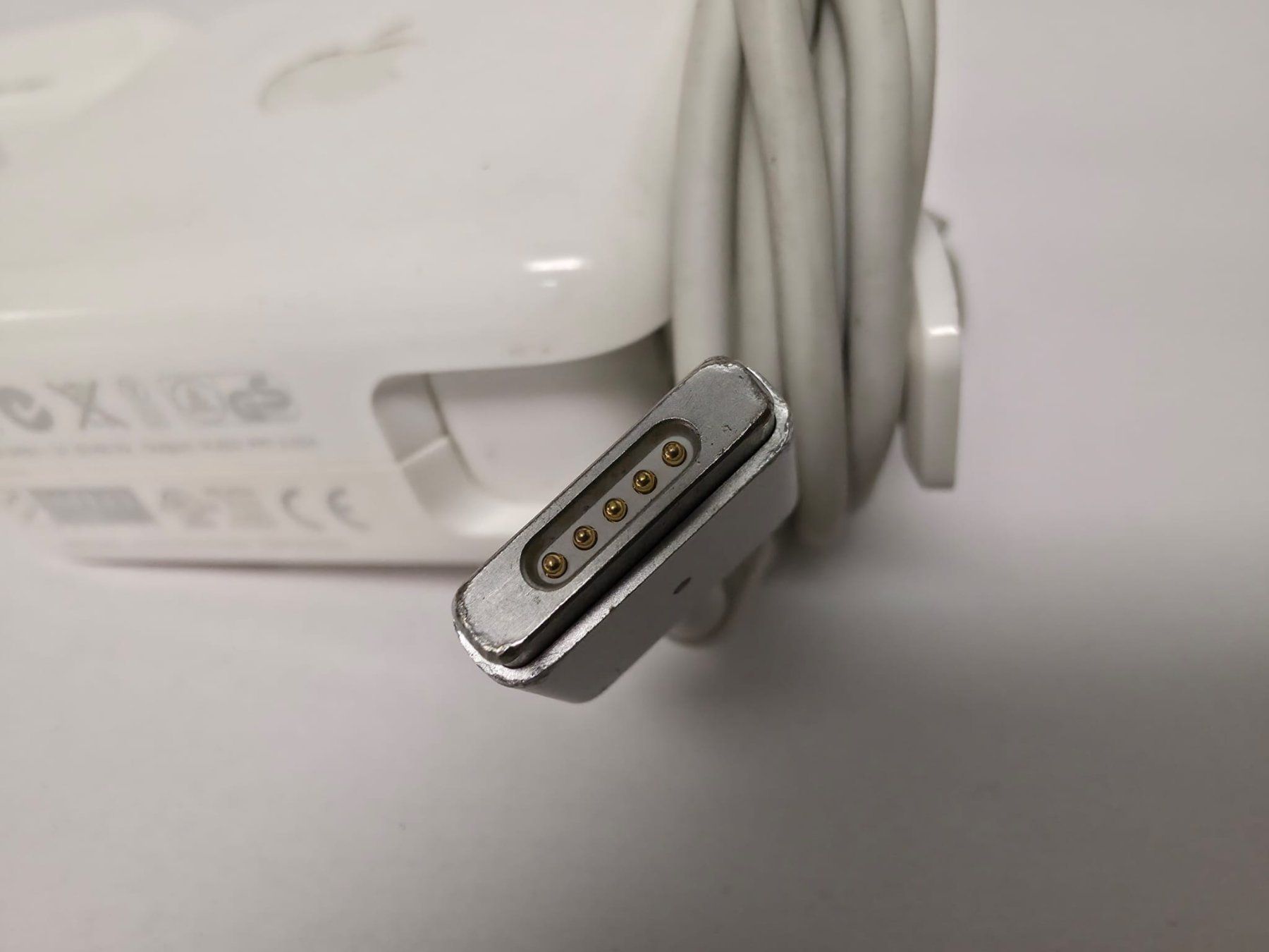 Original Apple 45W MagSafe 2 Power Adapter (Gebraucht) in Dietlikon für ...
