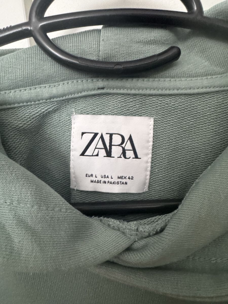 Zara Maglioni & Felpe: Pull Zara oversize avec capuche taille L – Usato da Meyrin venduto da mai_pl7s 1