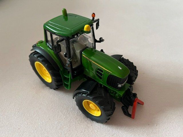 Siku Kit di modellismo & Modellini statici: Siku John Deere 7530 – Usato da Oensingen venduto da alpenvogel92 1