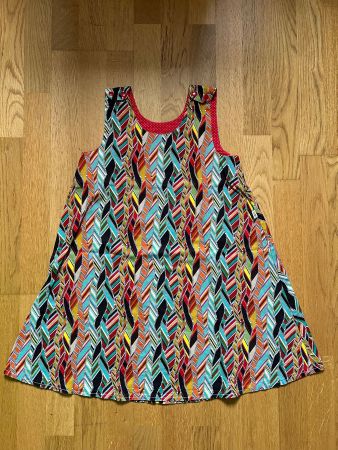 Sommerliches Kleid, Gr. 128, Top Zustand!