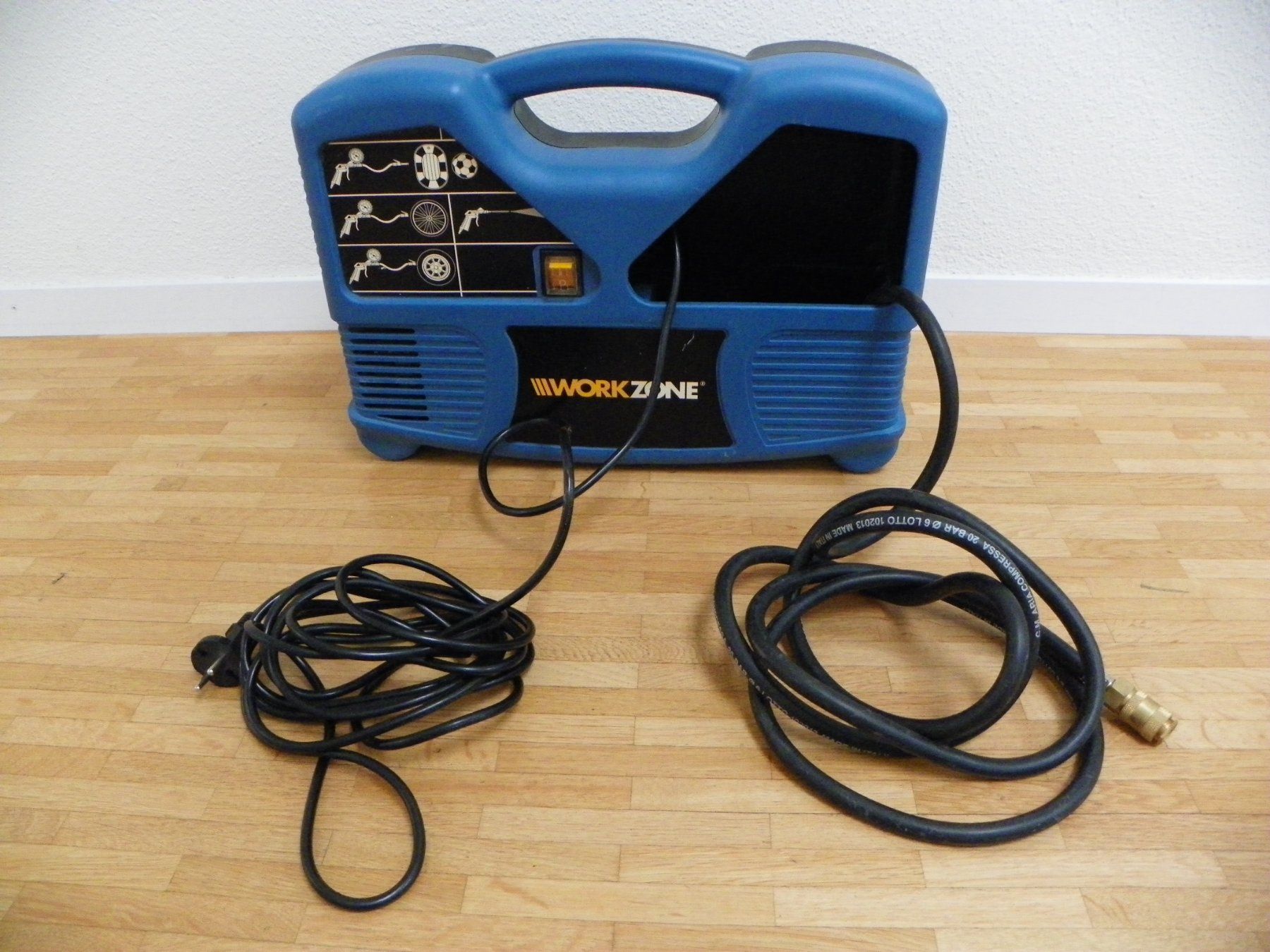 Compresseurs: Tragbare Luftkompressor 220 Volt – D'occasion à Kriens par mel_r9w8
